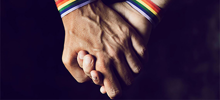 Teilnehmende für eine LGBTQ+-Studie gesucht